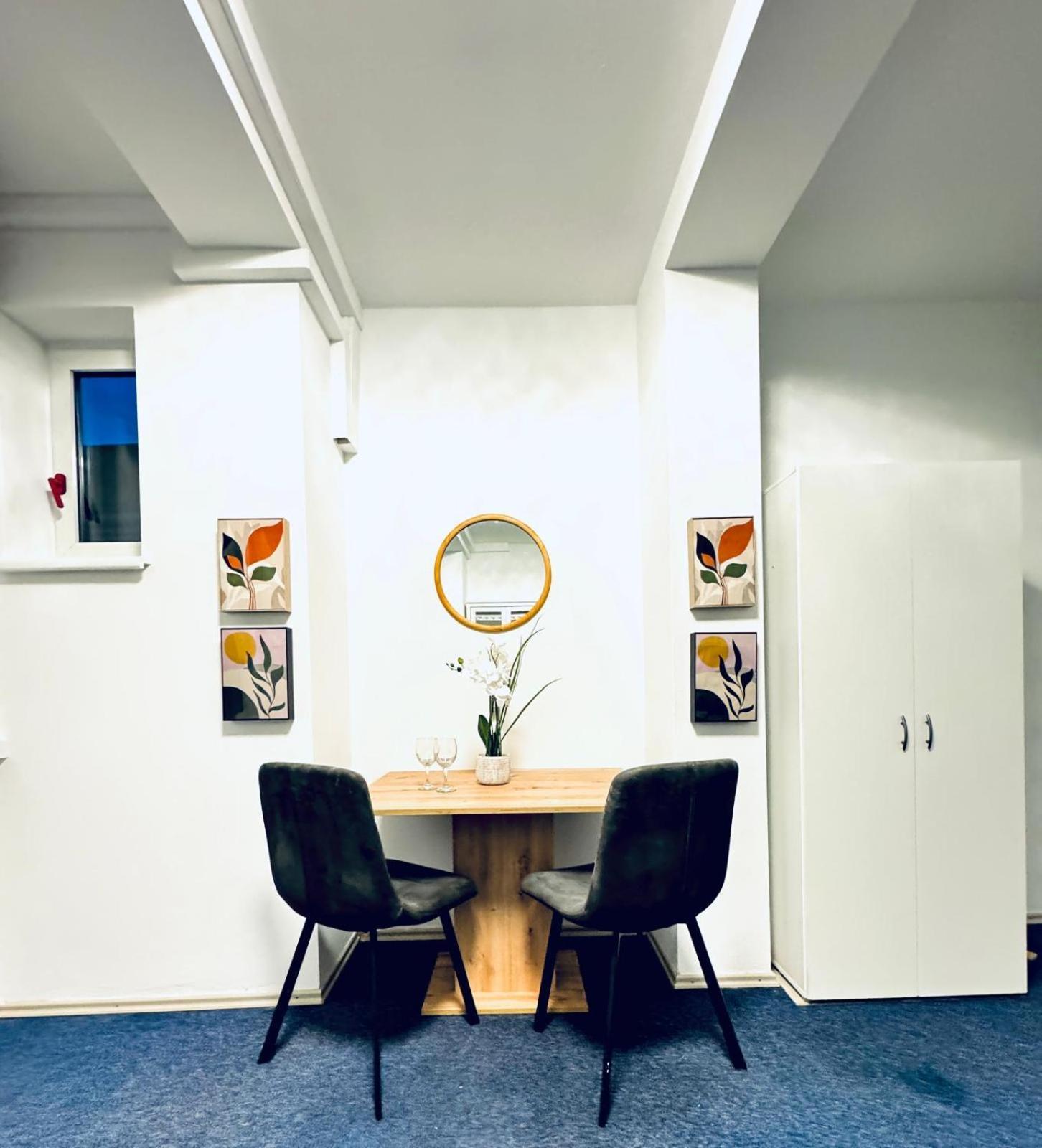 Apartment Bright Stay, 7br Shared Only 13min To Belvedere Palace *