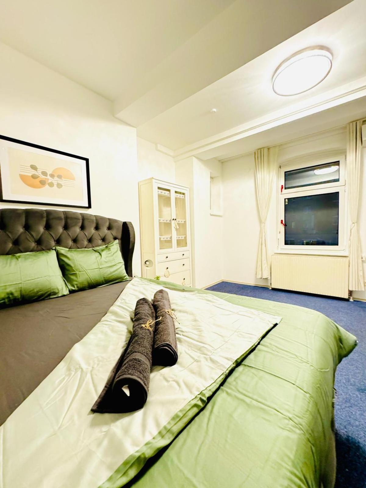 Bright Stay, 7br Shared Only 13min To Belvedere Palace *