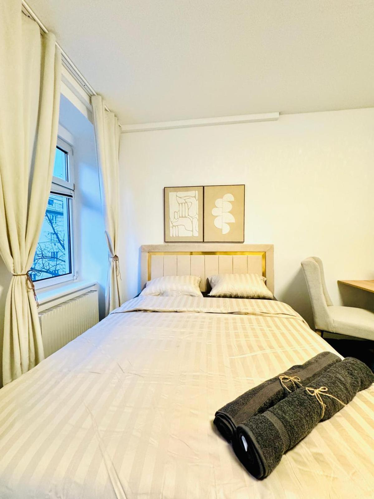 Apartment Bright Stay, 7br Shared Only 13min To Belvedere Palace *