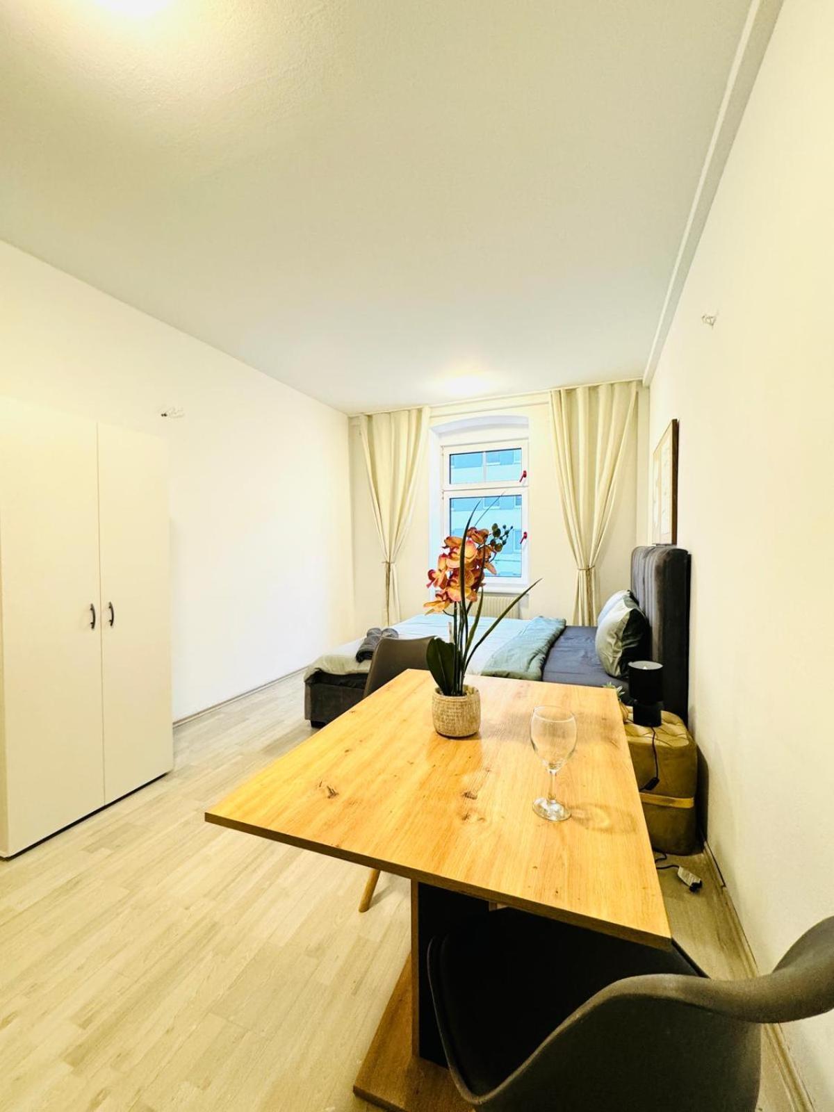 Bright Stay, 7br Shared Only 13min To Belvedere Palace * Wien
