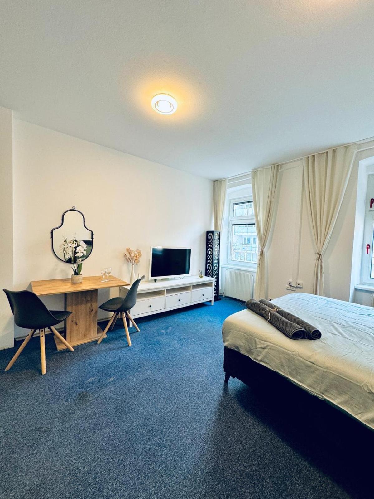 Bright Stay, 7br Shared Only 13min To Belvedere Palace *