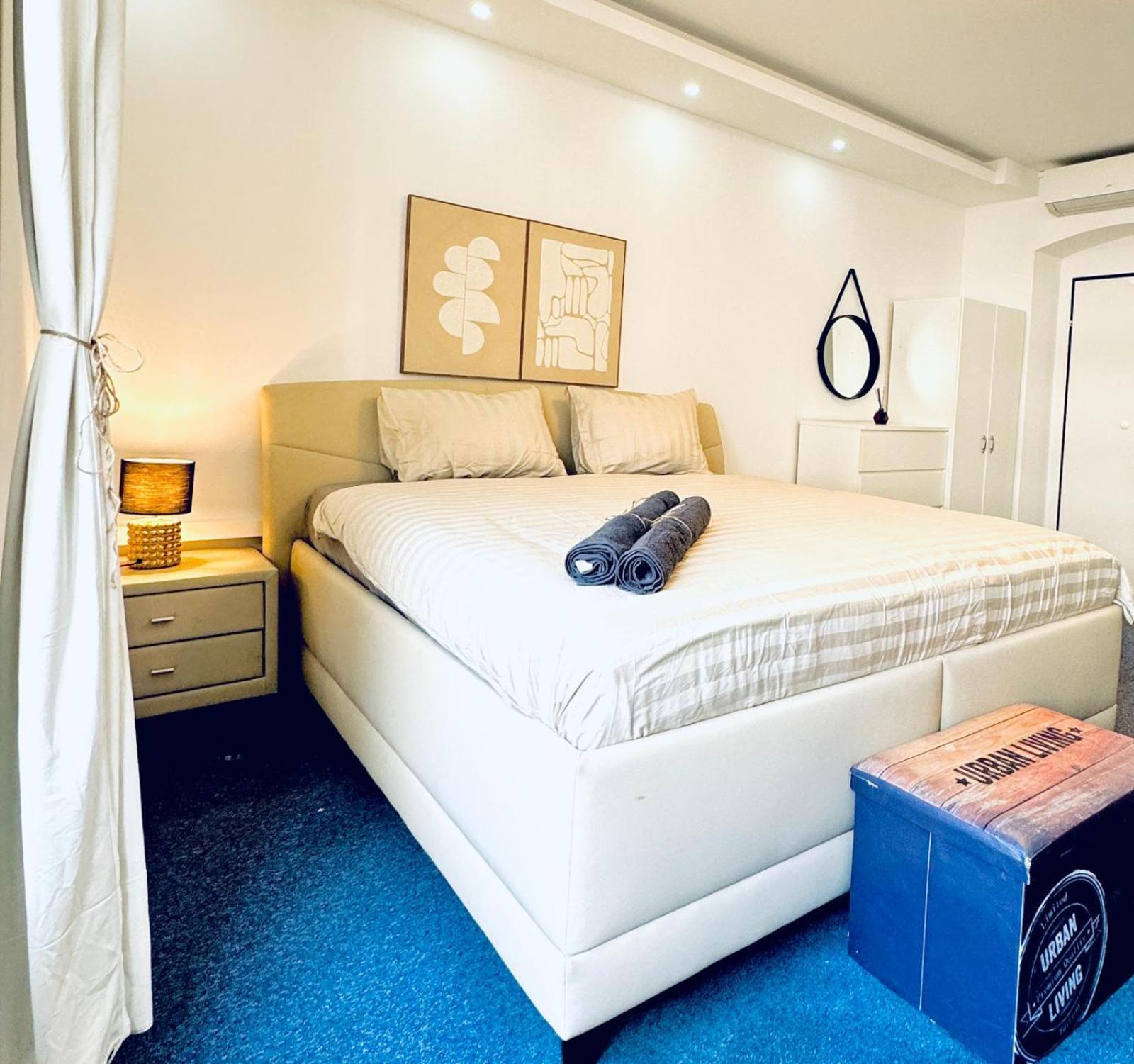Apartment Bright Stay, 7br Shared Only 13min To Belvedere Palace *
