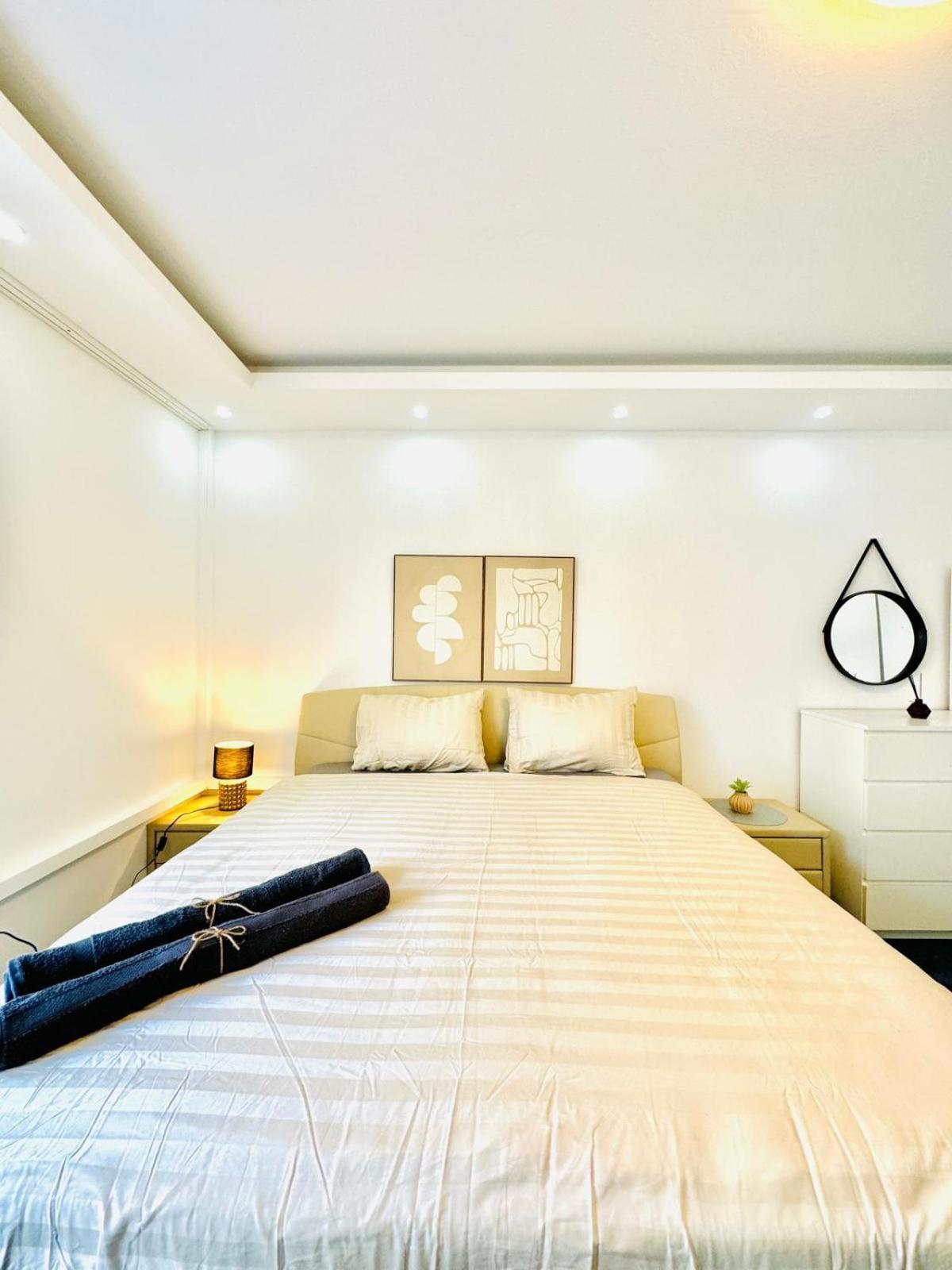 Bright Stay, 7br Shared Only 13min To Belvedere Palace * Wien